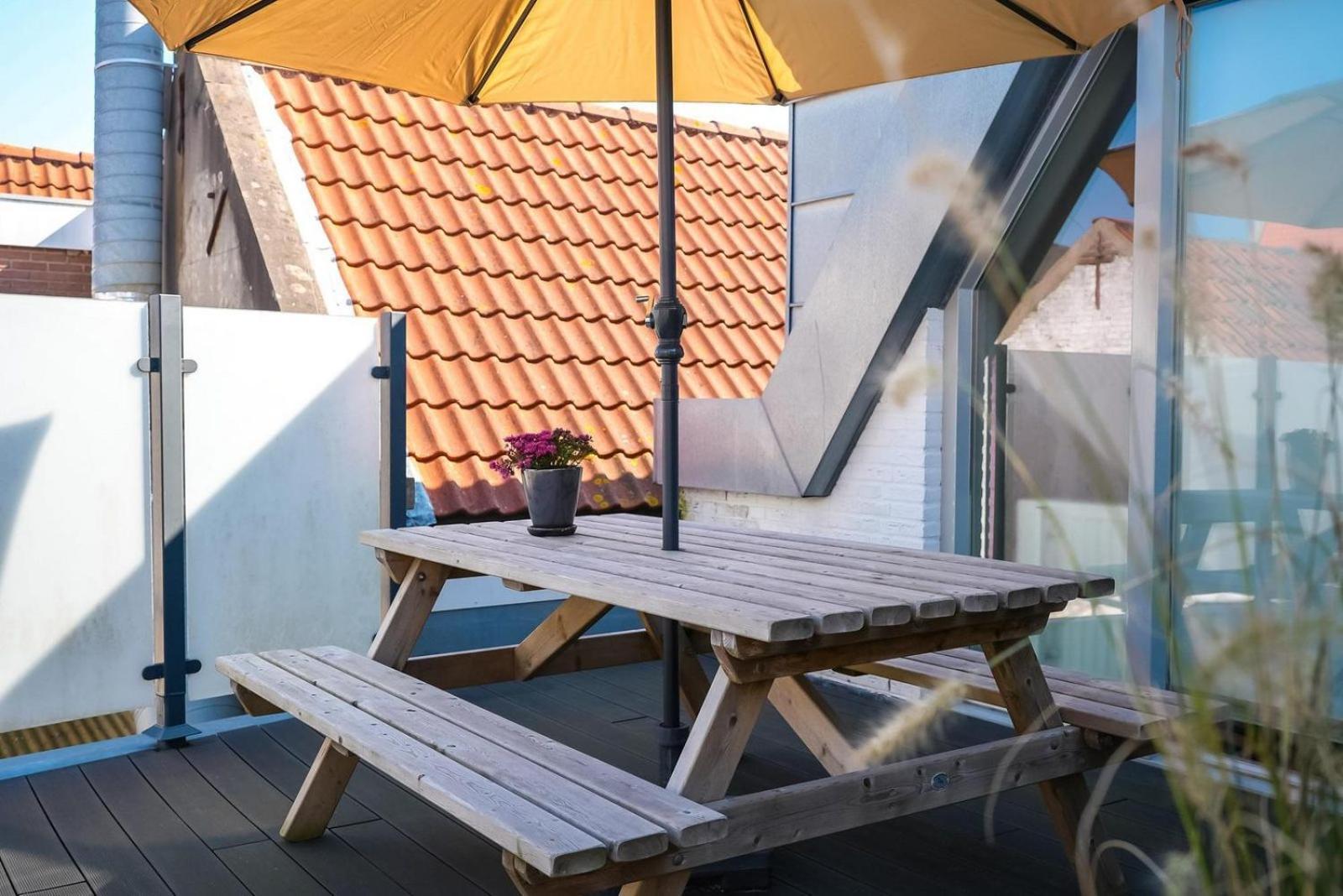 Weststraat 22 - - Oost 3p * Ouddorp